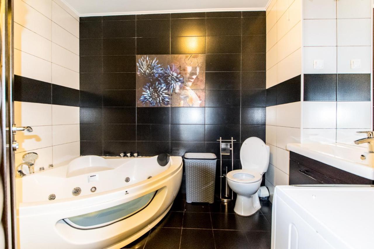 Luxury Hotel Riviera Kolozsvár Kültér fotó